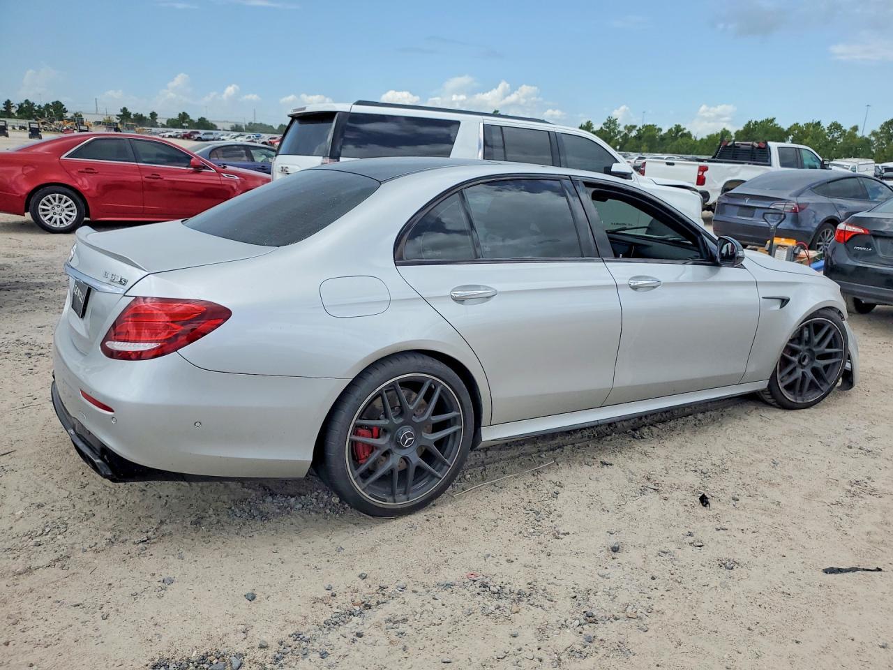 2019 Mercedes-Benz E 63 Amg-S 4Matic - zdjęcie 3