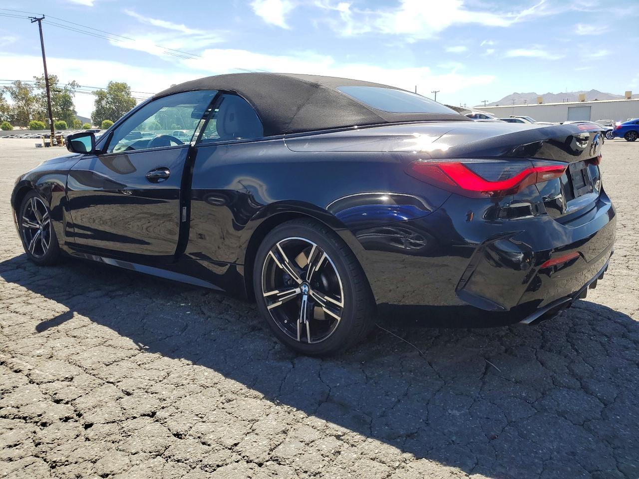 2021 BMW M440I - zdjęcie 2