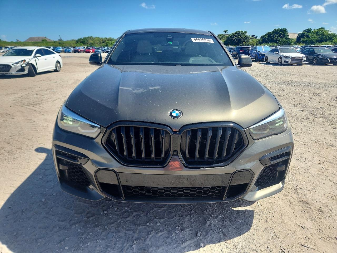 2022 BMW X6 M50I - zdjęcie 5