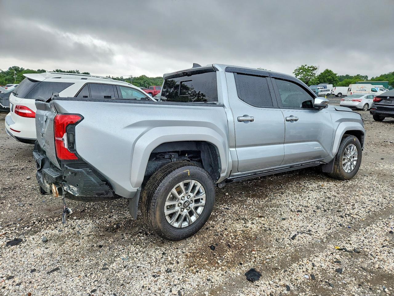 2024 Toyota Tacoma Limited - zdjęcie 3