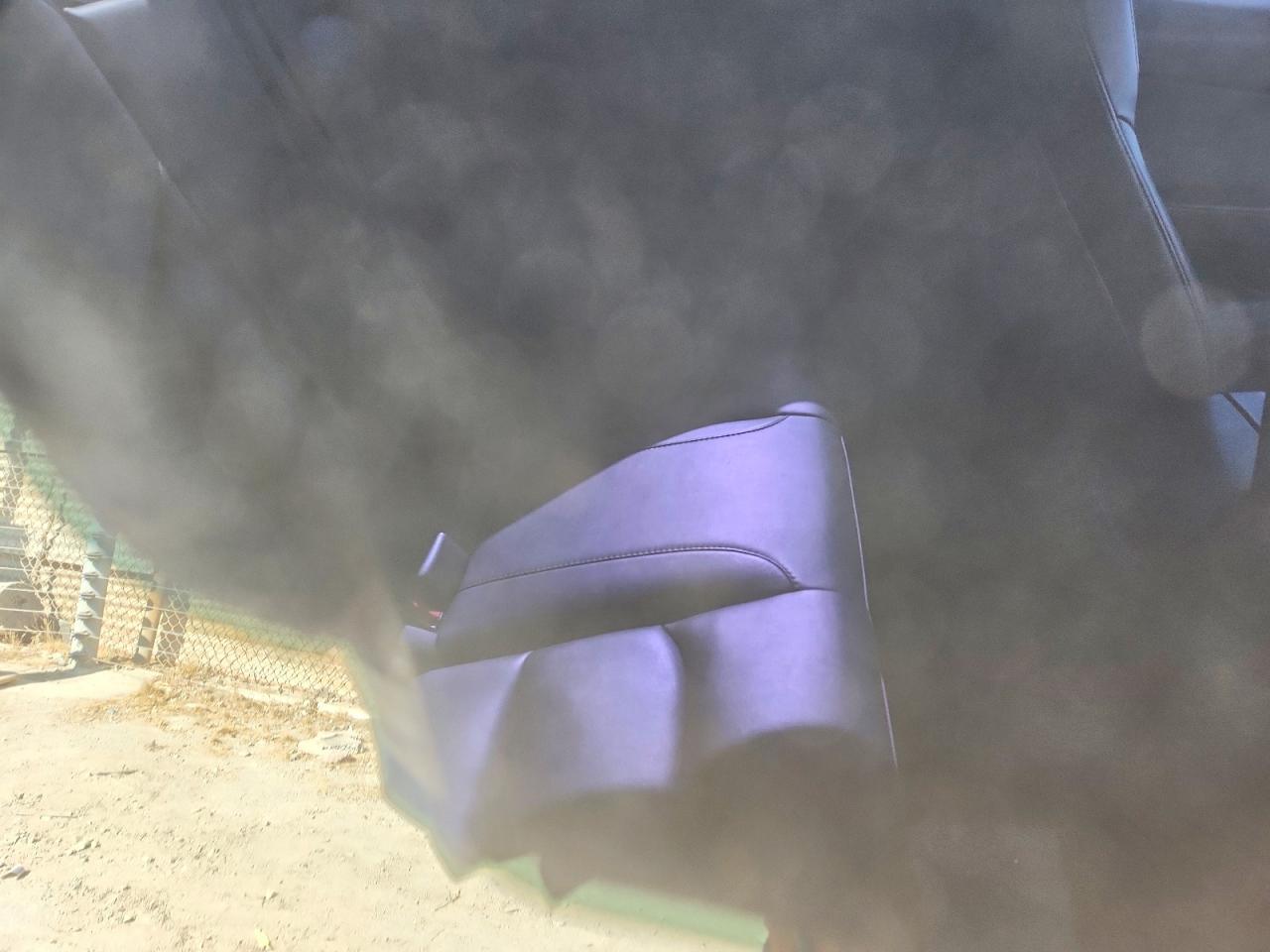 2023 Tesla Model 3 - zdjęcie 10