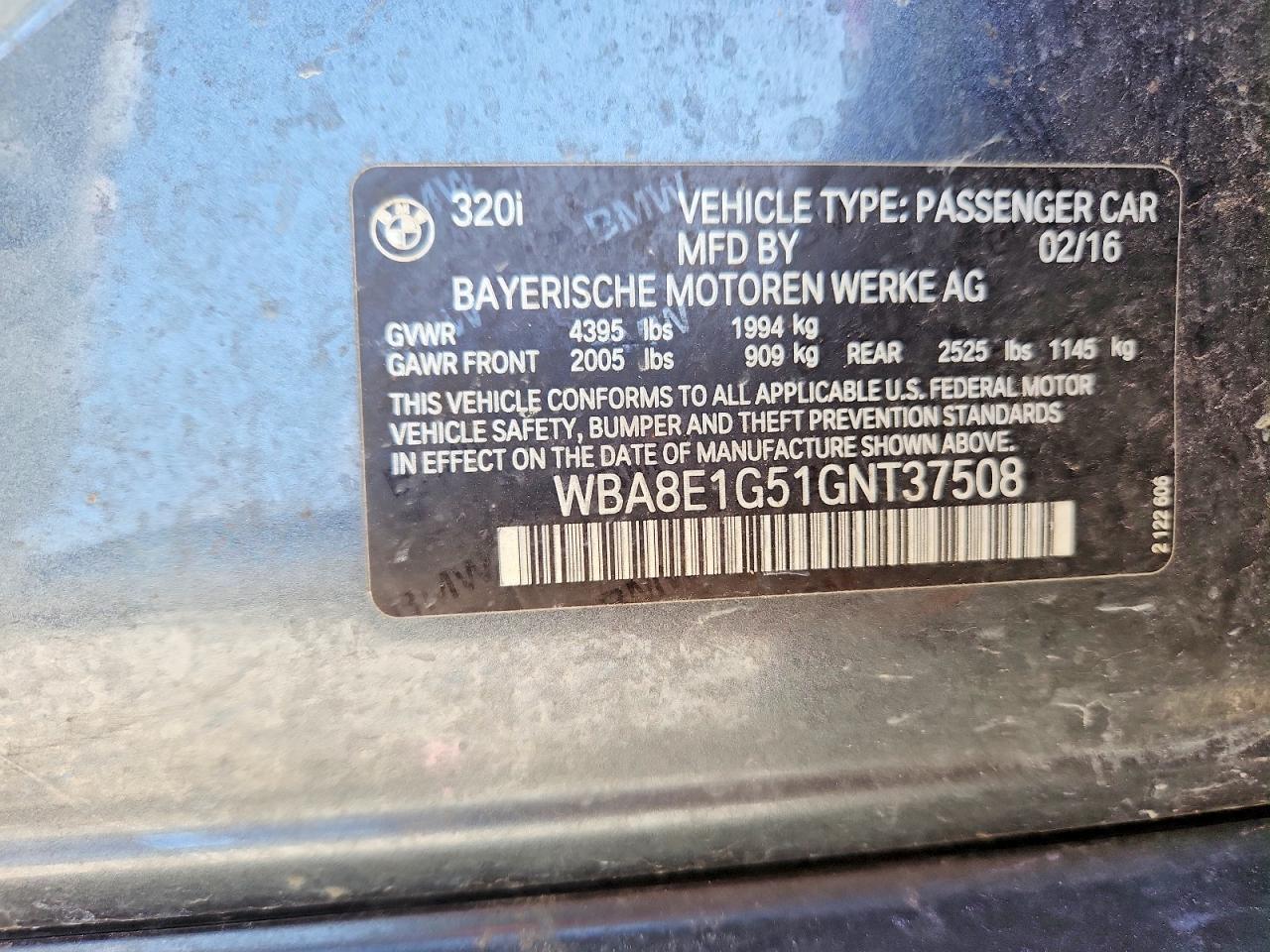 2016 BMW 320 I - zdjęcie 12