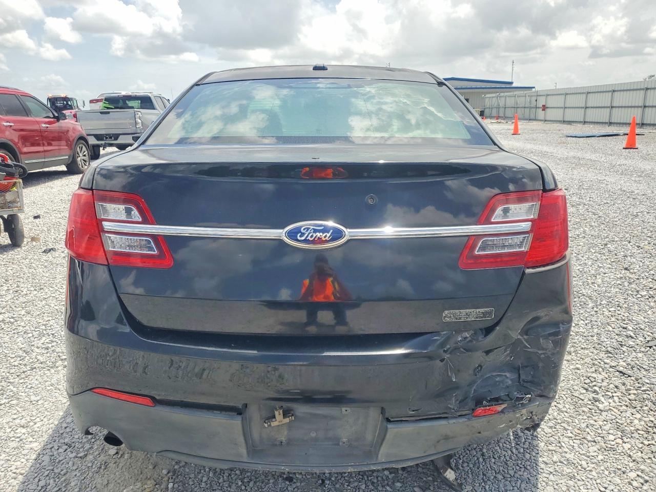 2014 Ford Taurus Police Interceptor - zdjęcie 6