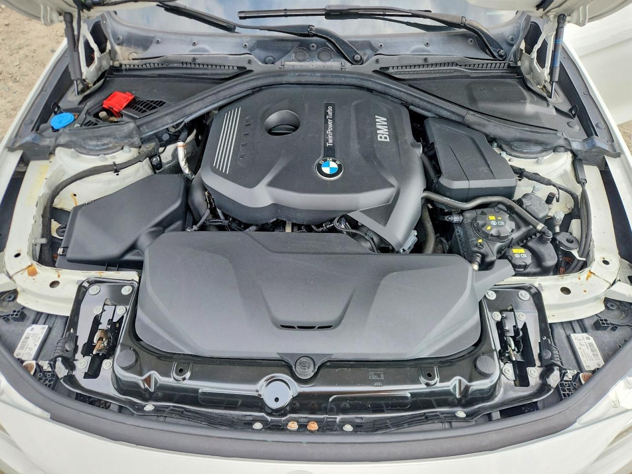 2018 BMW Seria 3 330i - zdjęcie 11