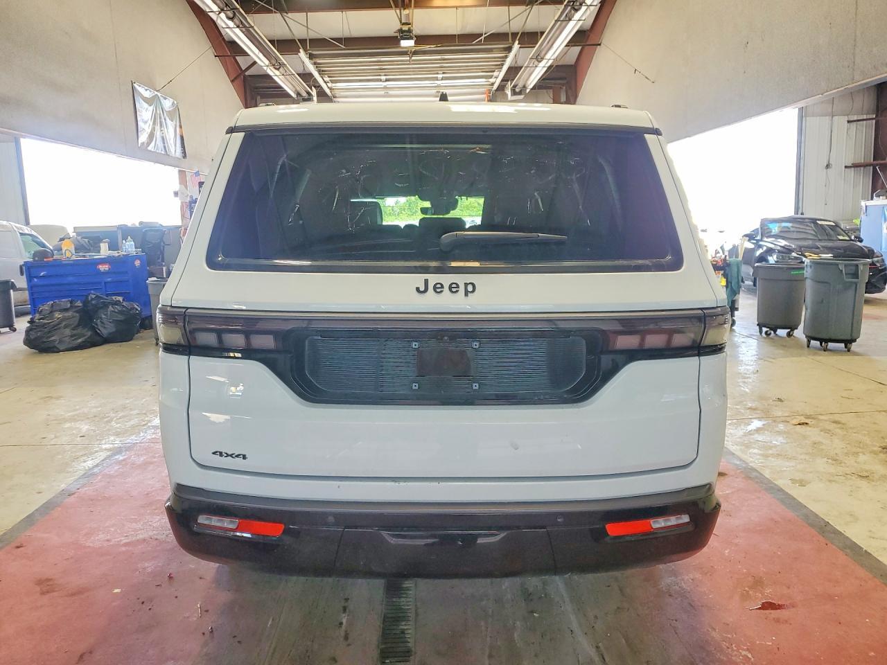 2026 Jeep Grand Wagoneer Limited - zdjęcie 6