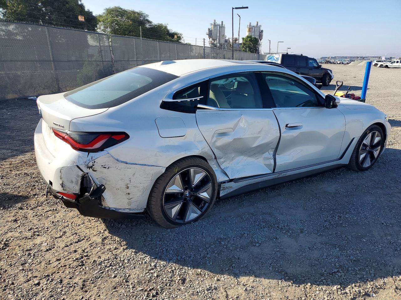 2025 BMW I4 Edrive 40 - zdjęcie 3