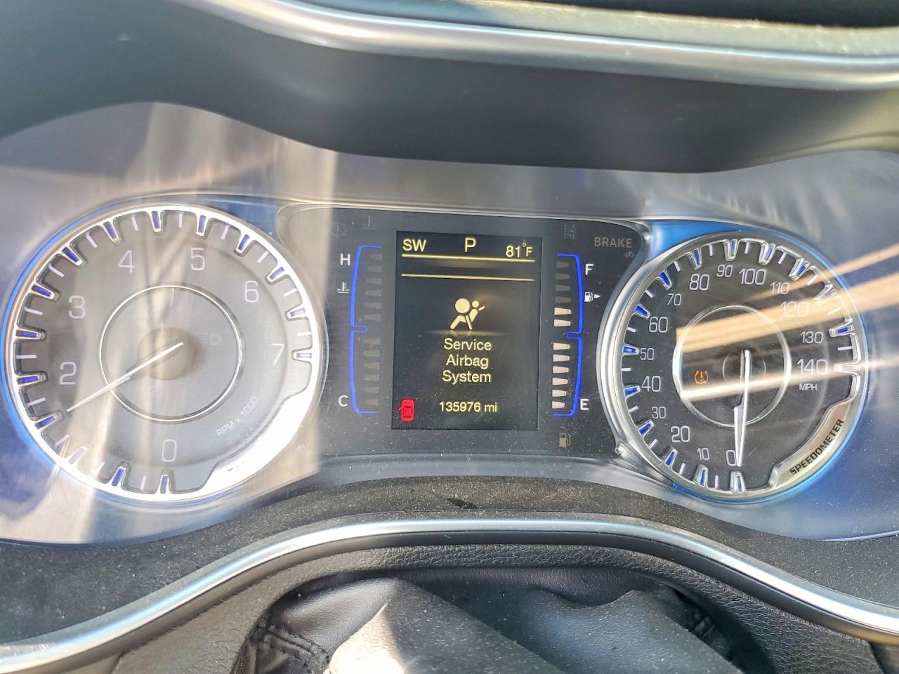 2016 Chrysler 200 Limited - zdjęcie 9