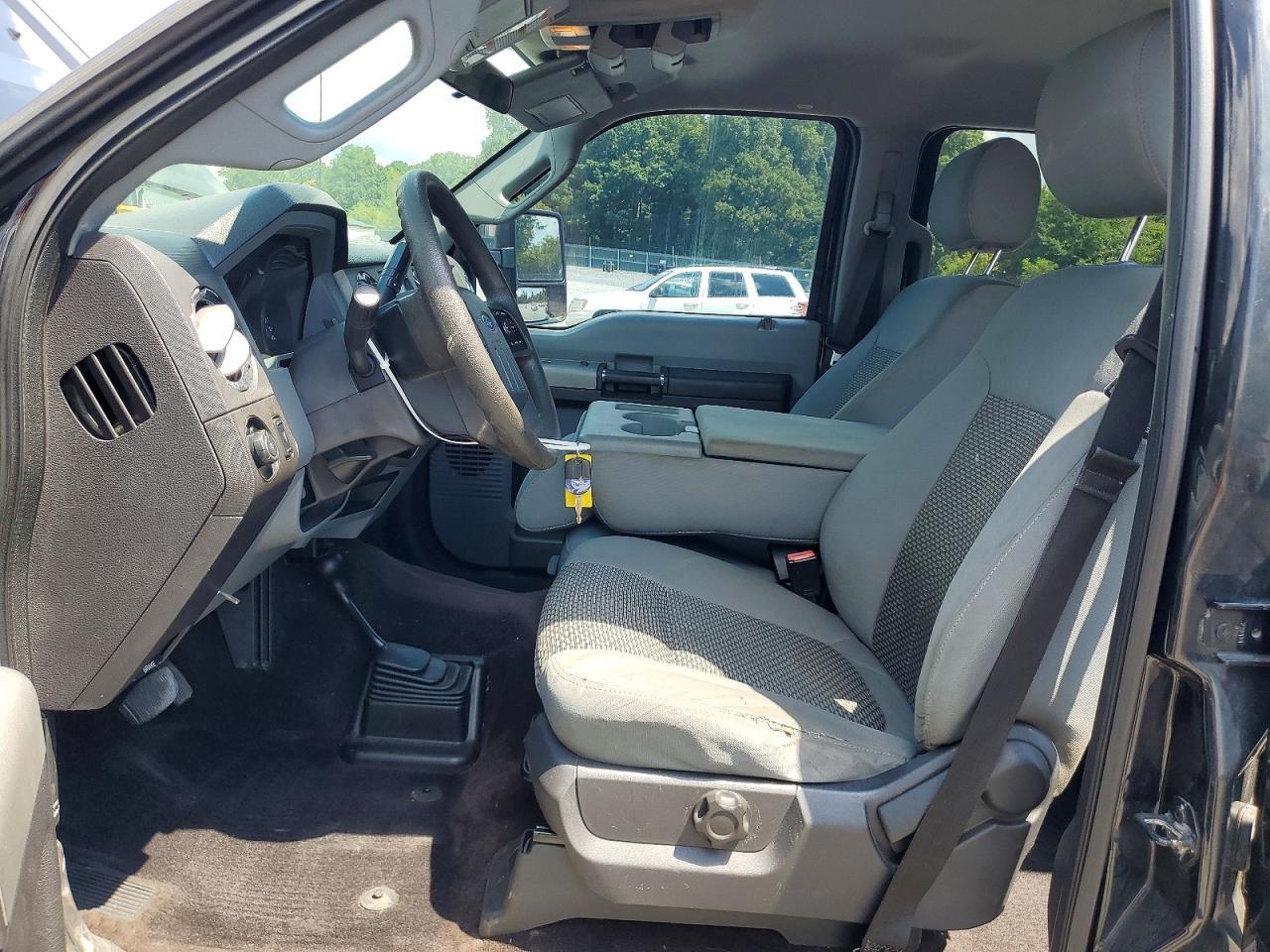 2015 Ford F250 Super Duty - zdjęcie 7
