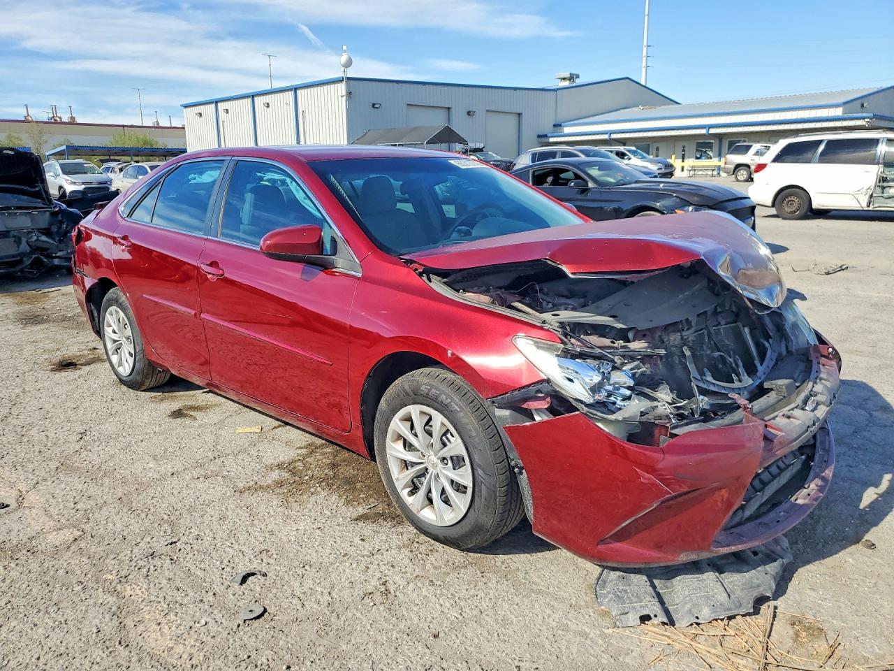 2017 Toyota Camry Le - zdjęcie 4