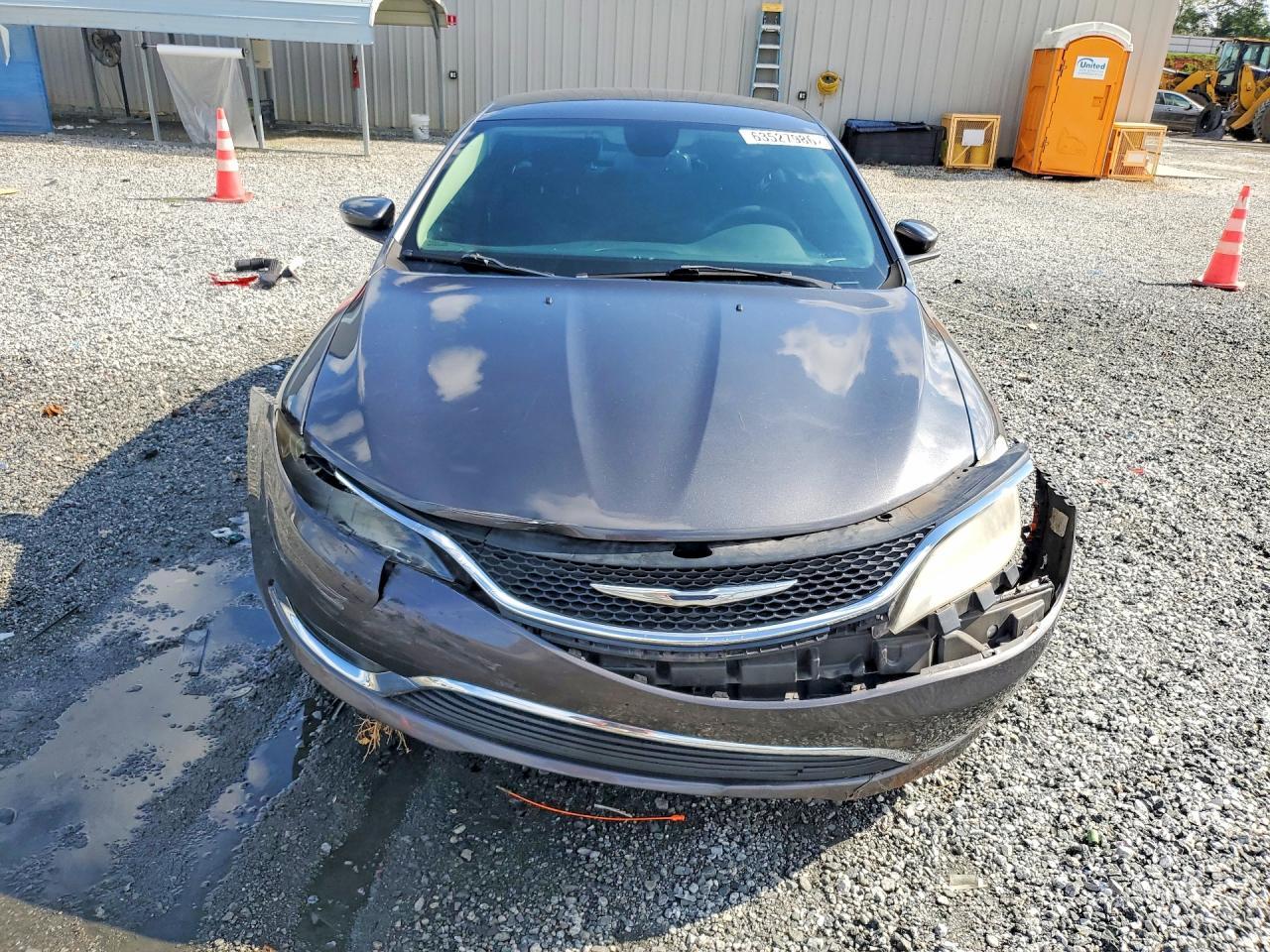 2016 Chrysler 200 Limited - zdjęcie 5