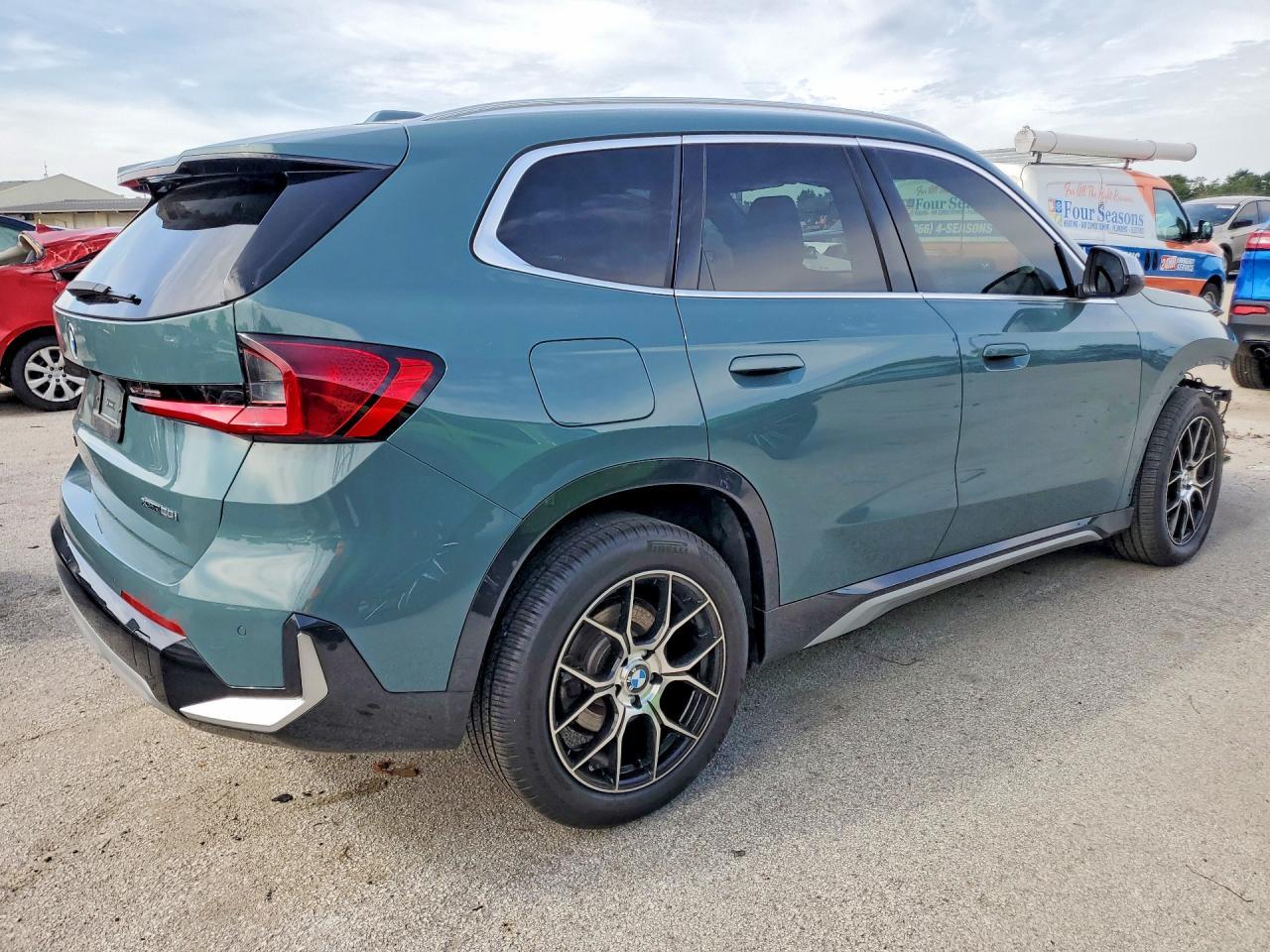 2023 BMW X1 xDrive28I - zdjęcie 3