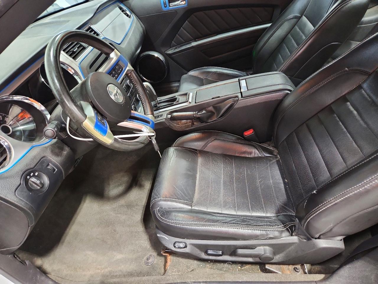 2014 Ford Mustang - zdjęcie 7