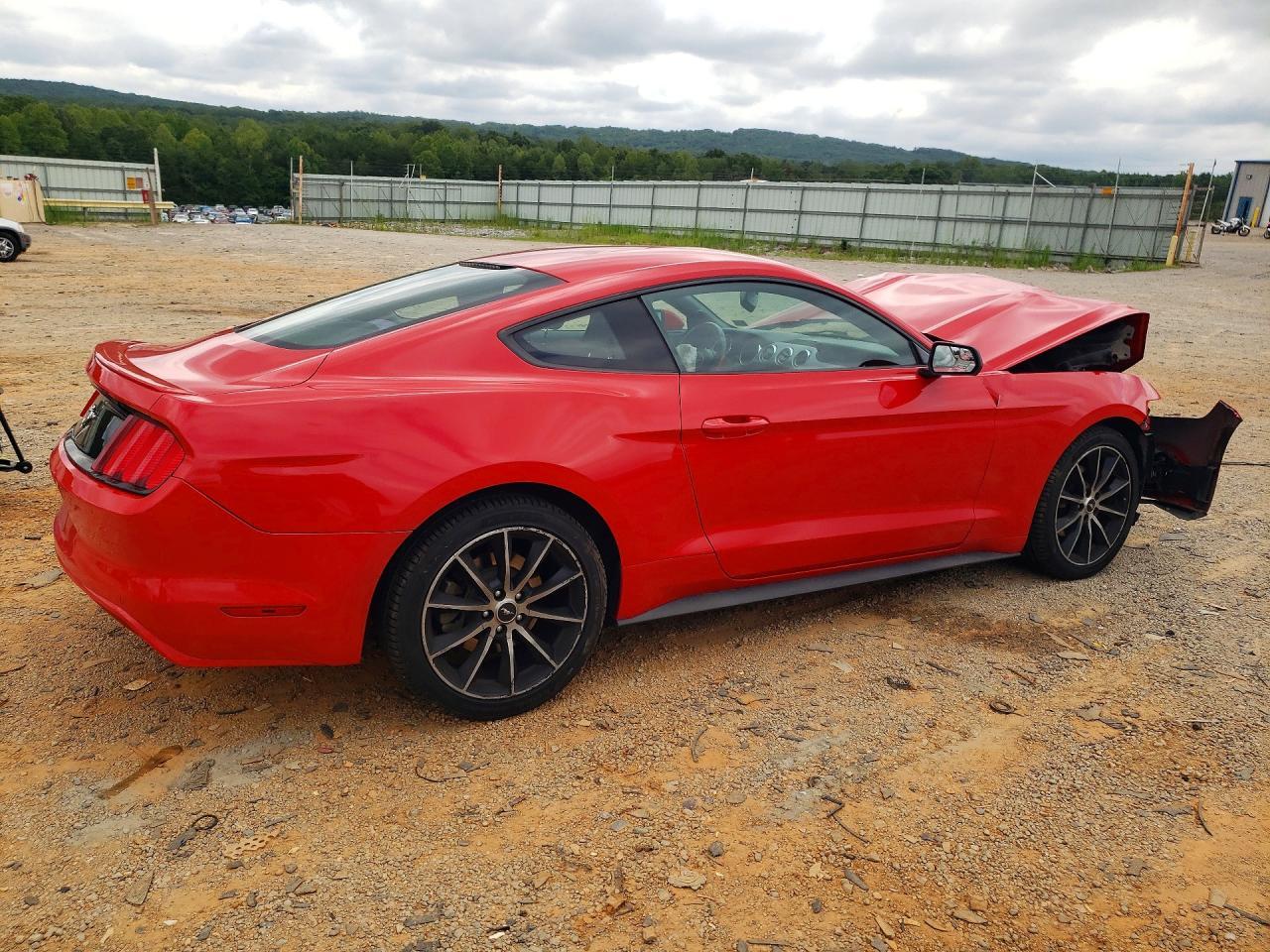 2017 Ford Mustang Base - zdjęcie 3