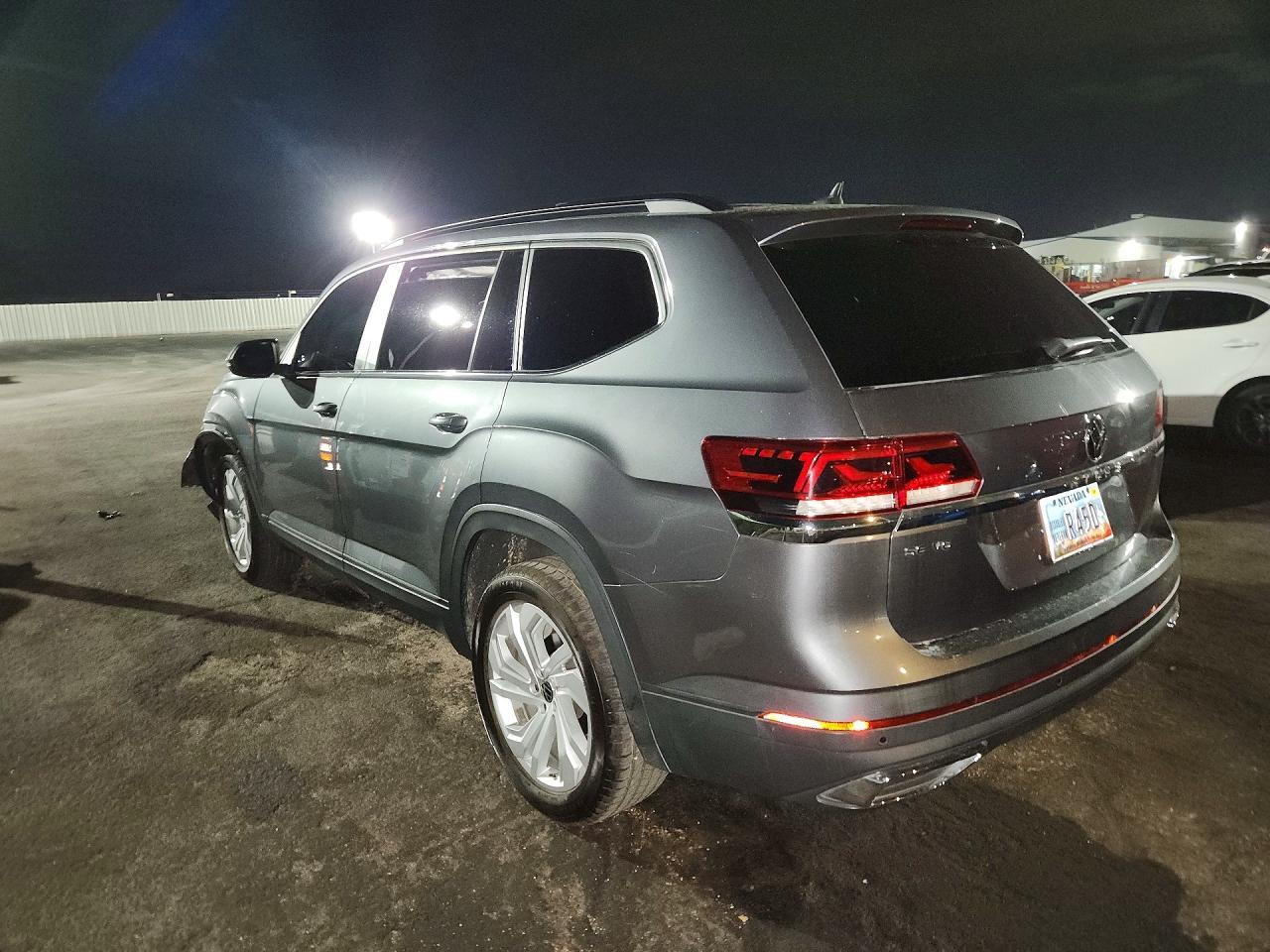 2021 Volkswagen Atlas Se - zdjęcie 2