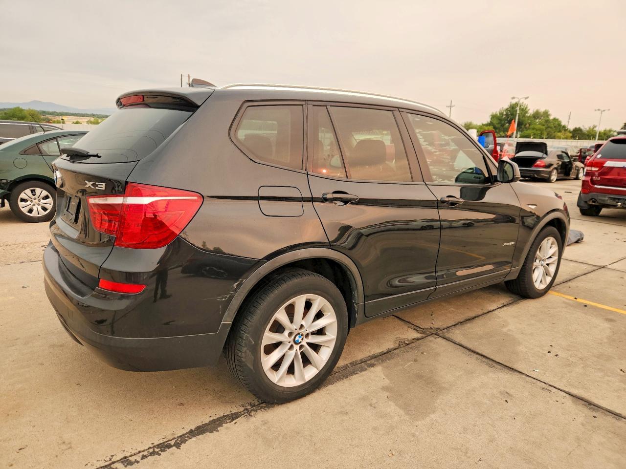 2015 BMW X3 xDrive28I - zdjęcie 3