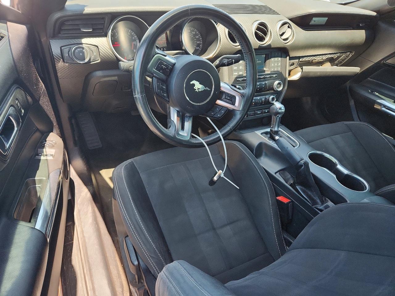 2018 Ford Mustang - zdjęcie 8