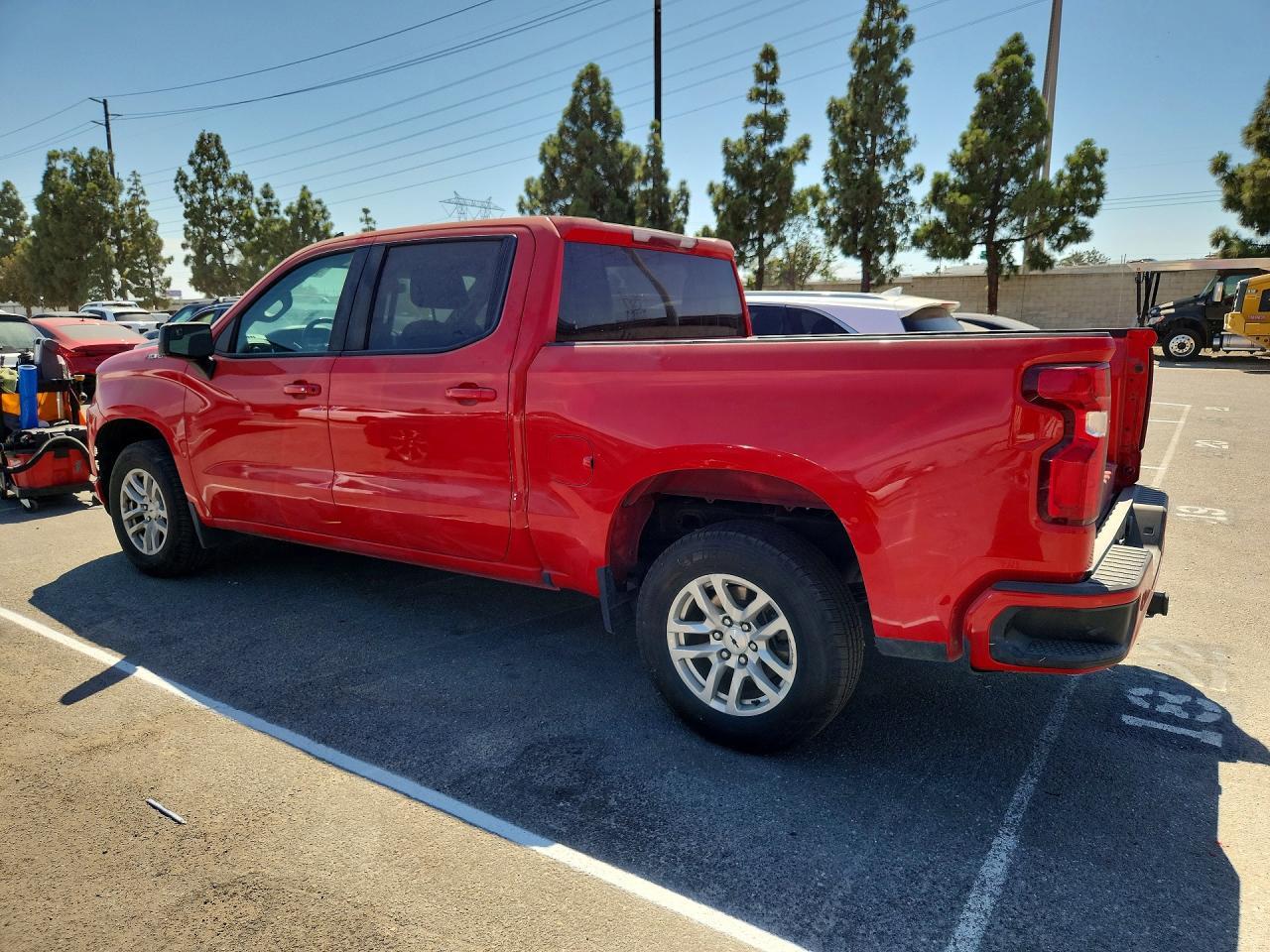 2022 Chevrolet Silverado Ltd C1500 Rst - zdjęcie 2