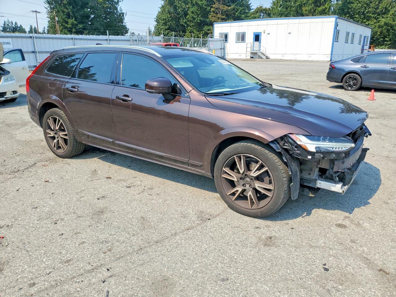 2017 Volvo V90 Cross Country T6 Inscription - zdjęcie 4