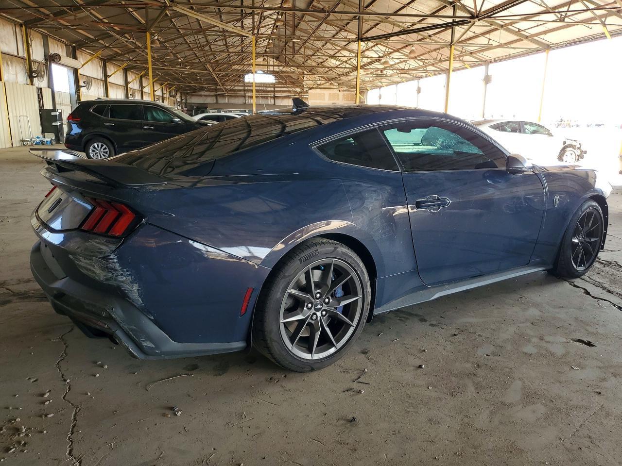 2024 Ford Mustang Dark Horse - zdjęcie 3