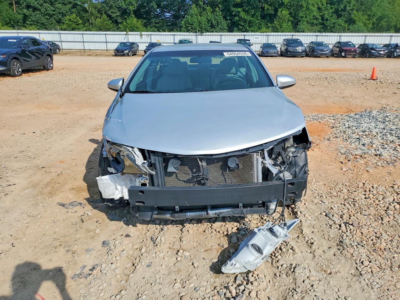 2013 Toyota Camry Le - zdjęcie 5