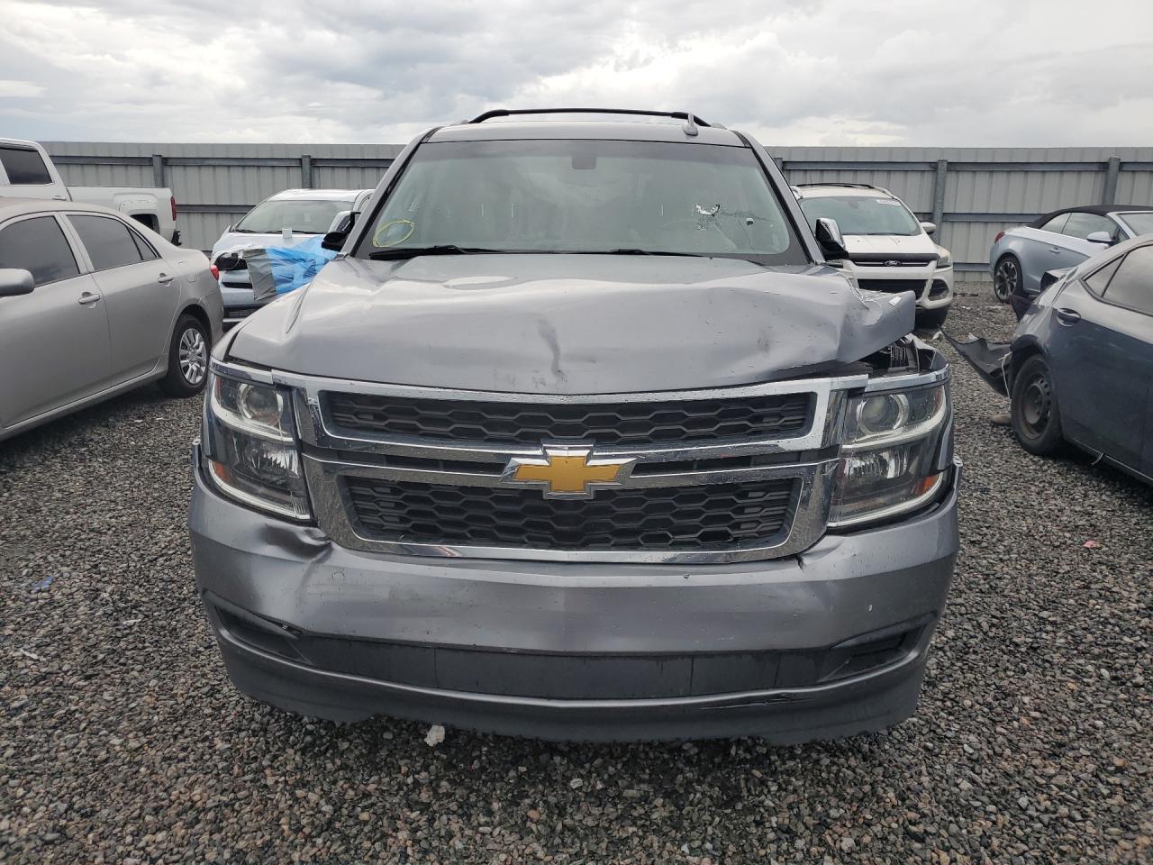 2019 Chevrolet Tahoe C1500 Ls - zdjęcie 5