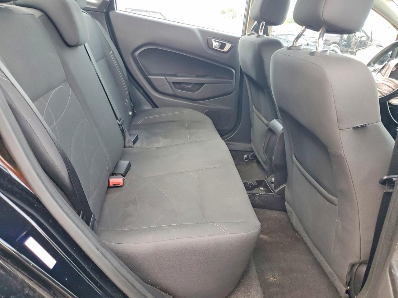 2016 Ford Fiesta Se - zdjęcie 10