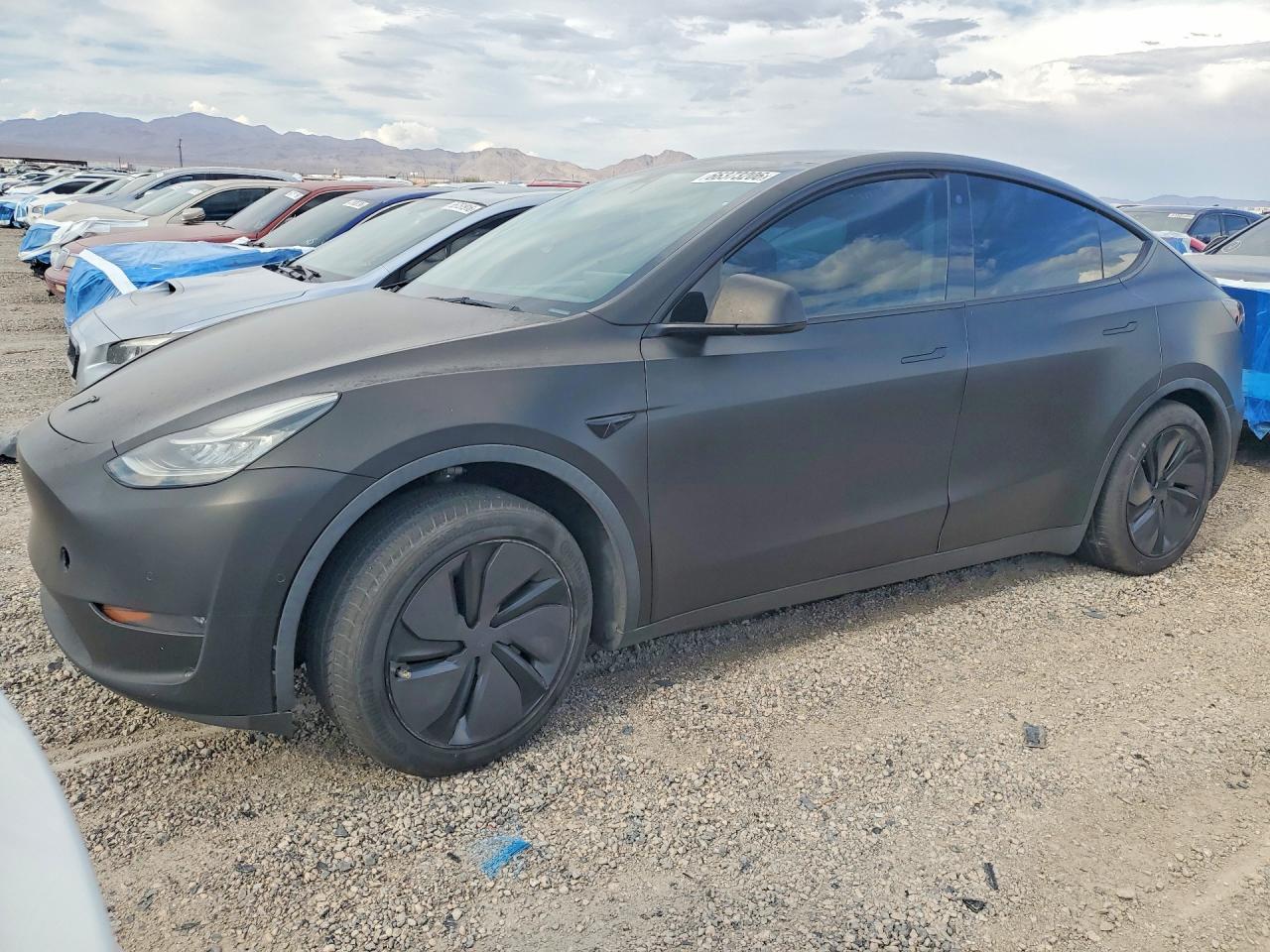 2022 Tesla Model Y - zdjęcie główne