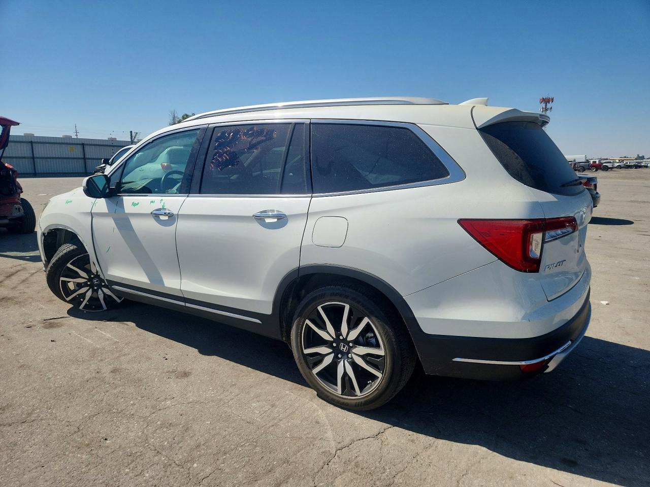 2019 Honda Pilot Touring - zdjęcie 2