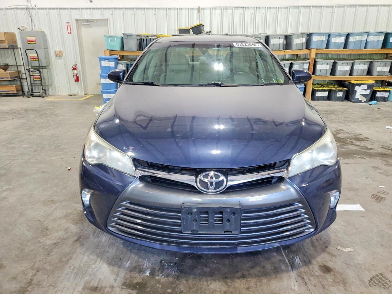 2016 Toyota Camry Le - zdjęcie 5