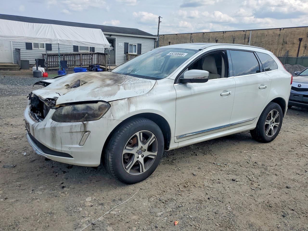 2015 Volvo Xc60 T6 Premier - zdjęcie główne