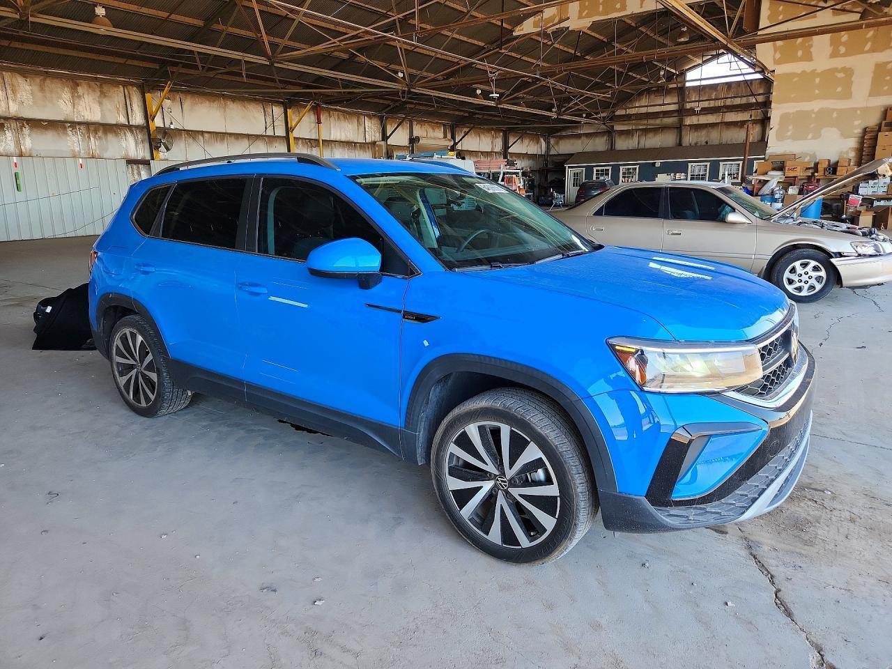 2022 Volkswagen Taos Se - zdjęcie 4