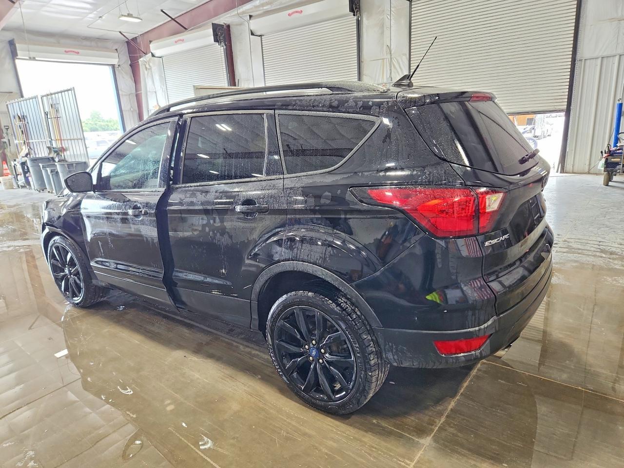 2019 Ford Escape Se - zdjęcie 2