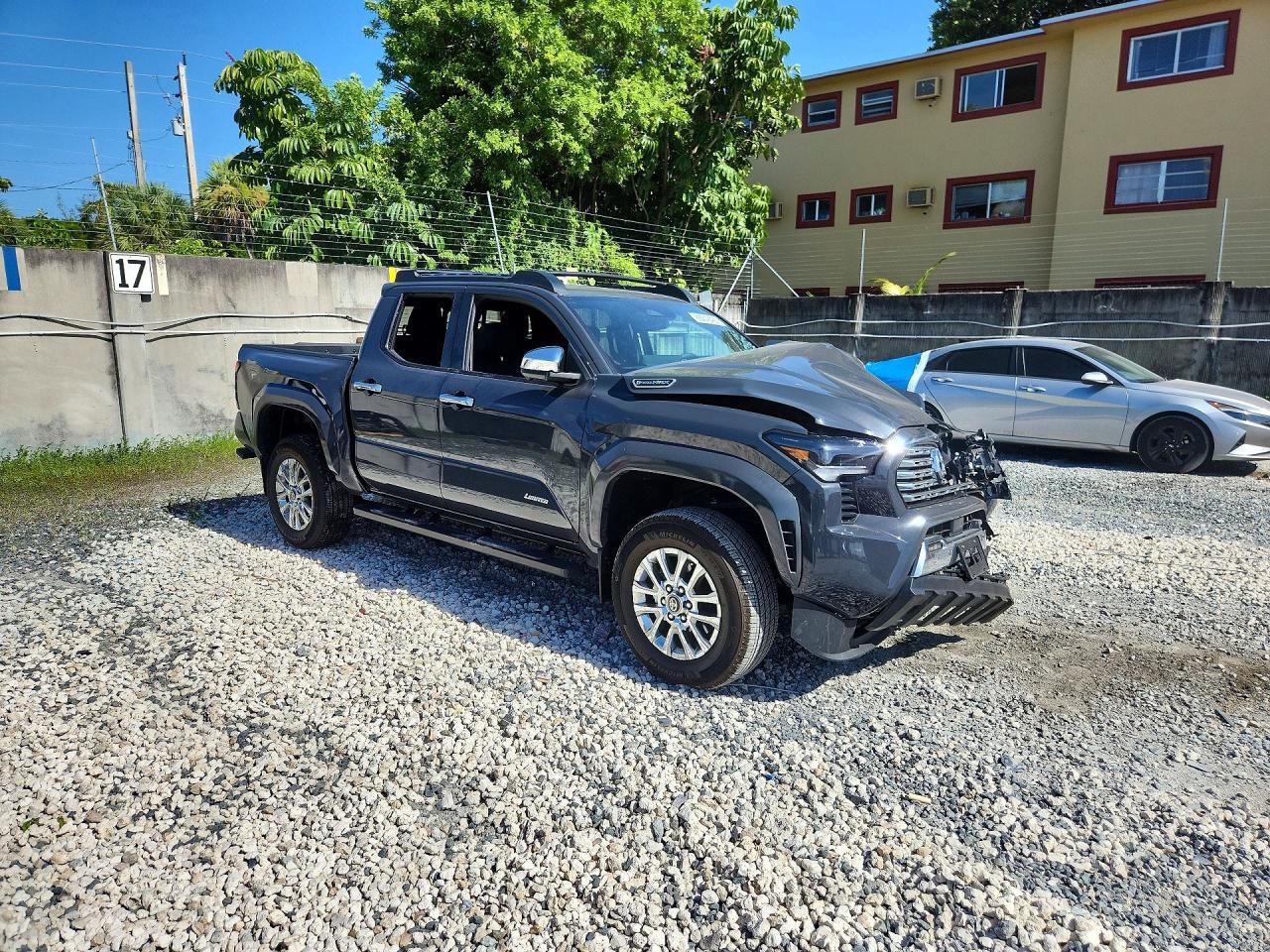 2026 Toyota Tacoma Limited Hv - zdjęcie 4