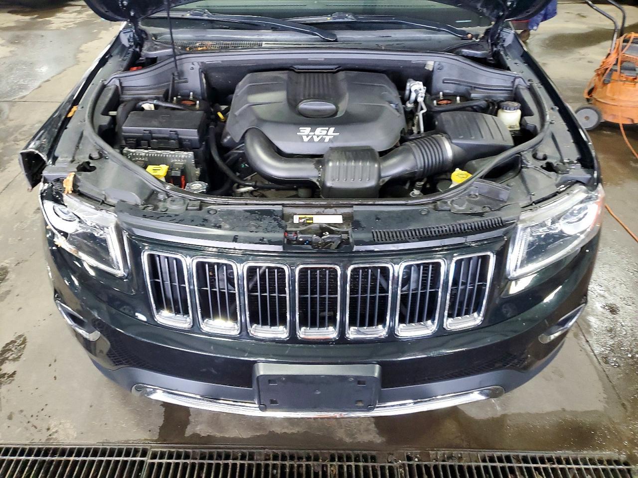 2014 Jeep Grand Cherokee Limited - zdjęcie 12