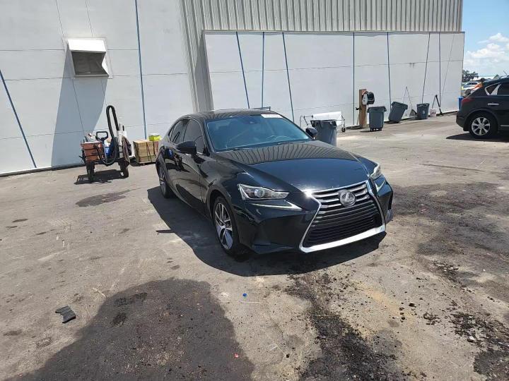 2019 Lexus Is 300 - zdjęcie 13