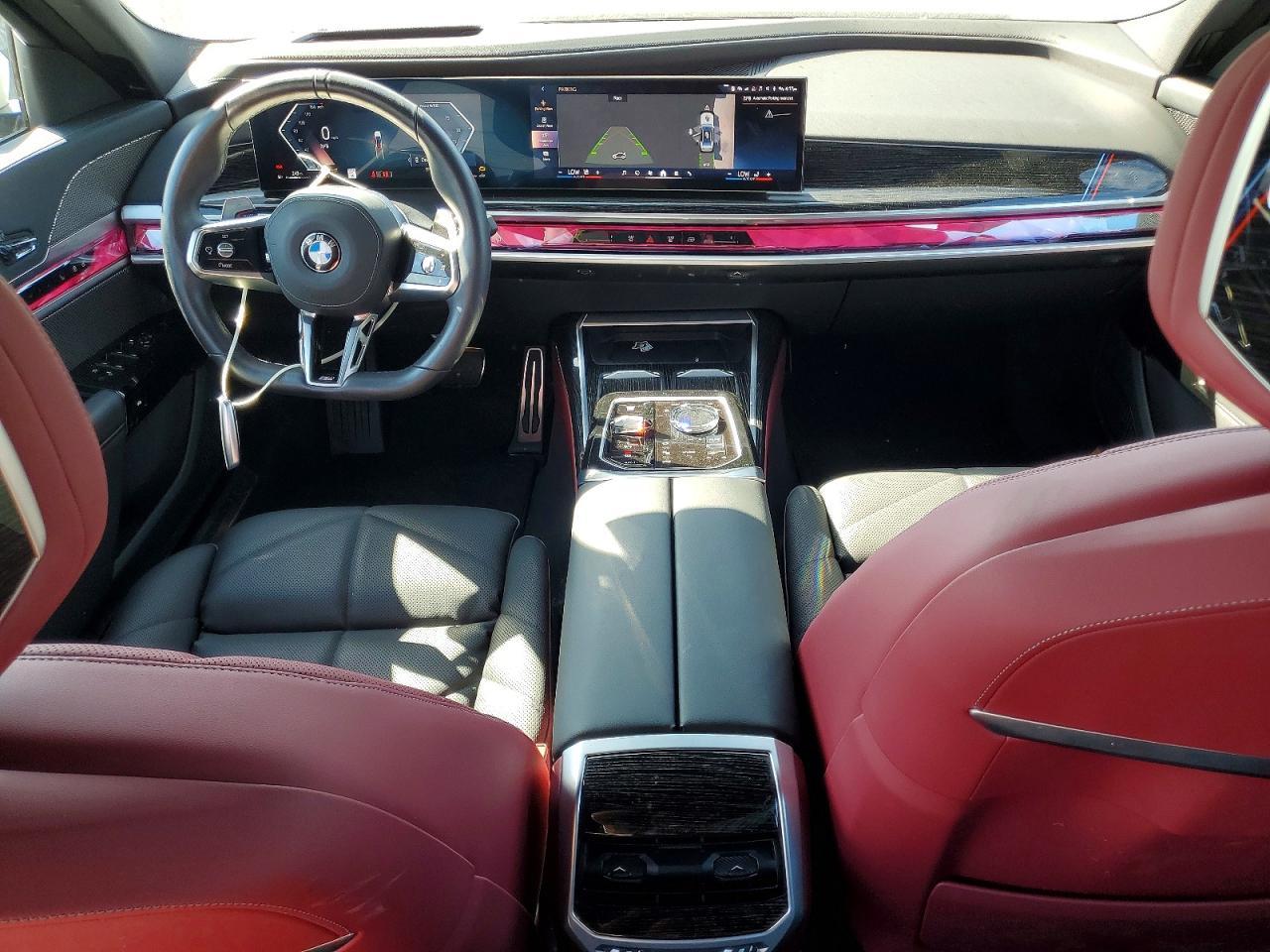 2025 BMW 740 I - zdjęcie 8