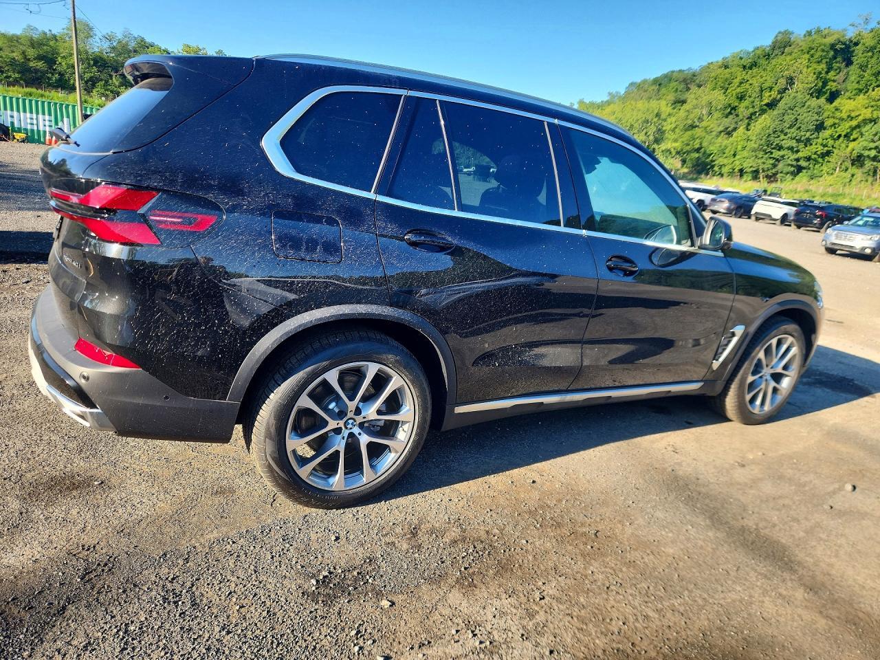 2026 BMW X5 xDrive40I - zdjęcie 3