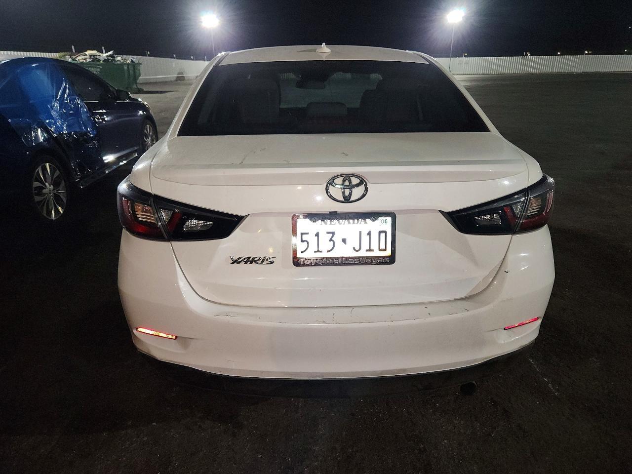 2019 Toyota Yaris Le - zdjęcie 6