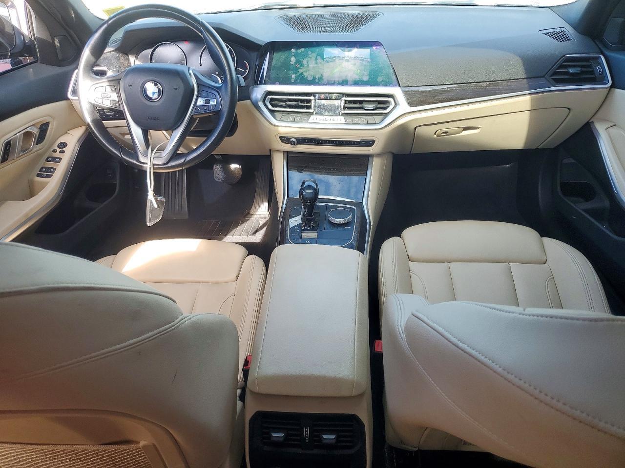 2019 BMW 330I - zdjęcie 8