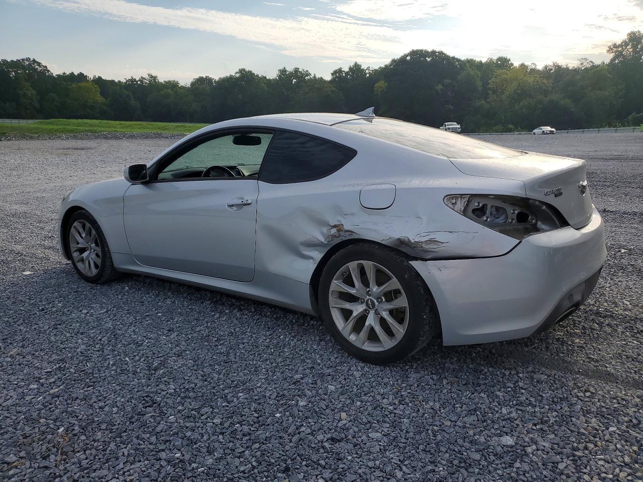 2014 Hyundai Genesis Coupe 2.0T - zdjęcie 2