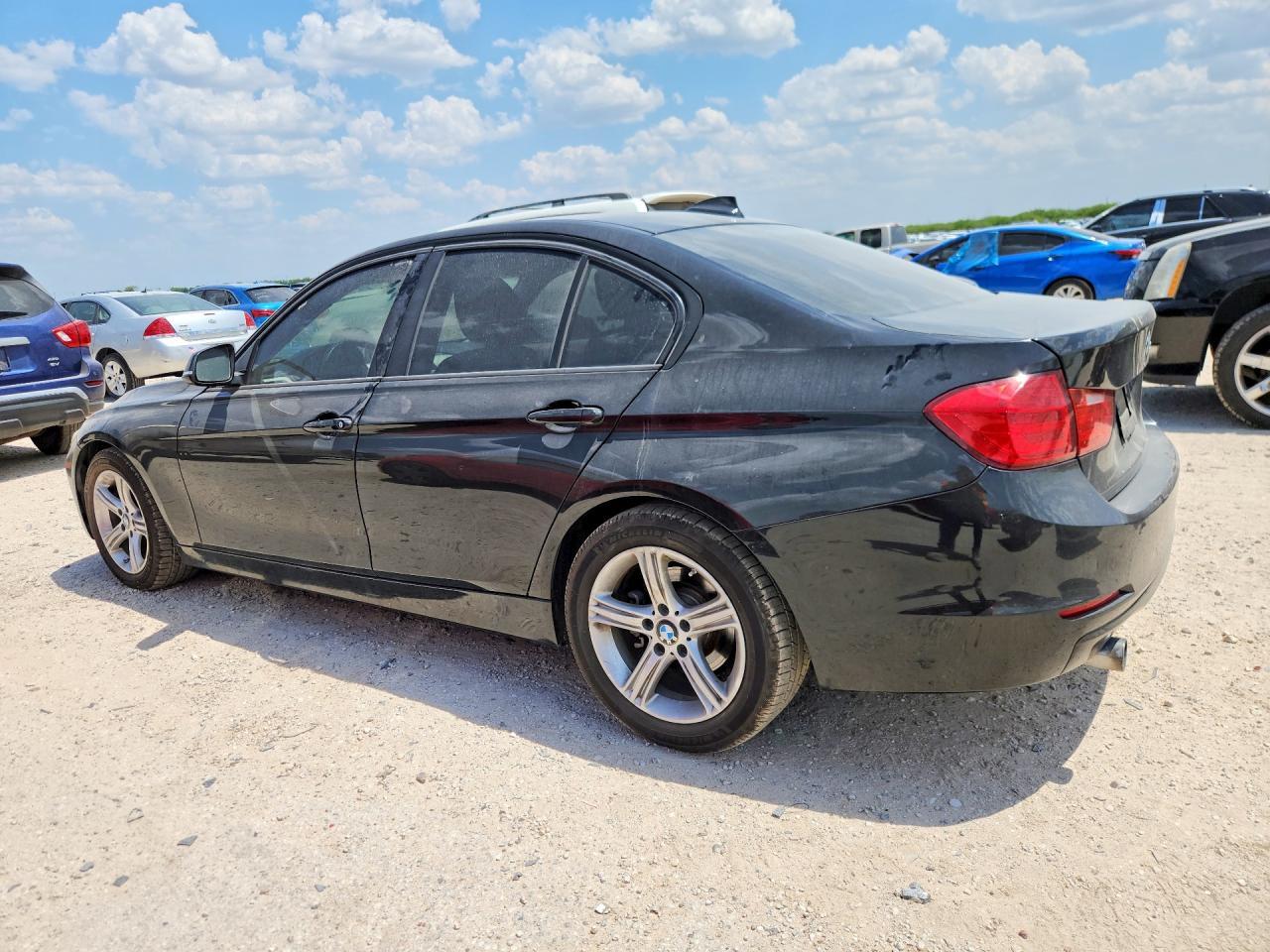 2014 BMW 320 I - zdjęcie 2