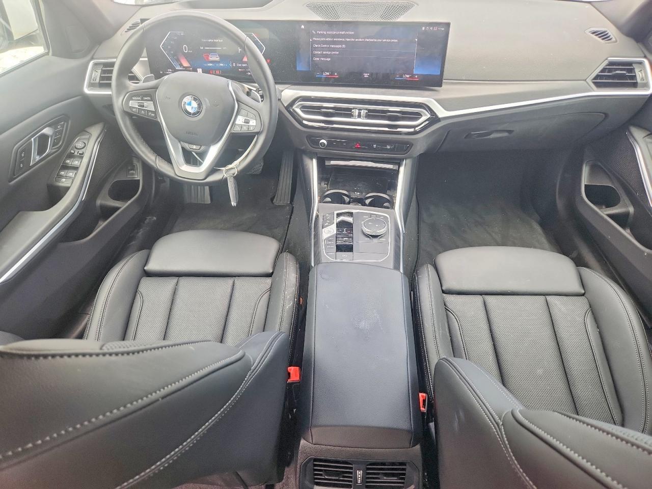 2024 BMW 330I - zdjęcie 8