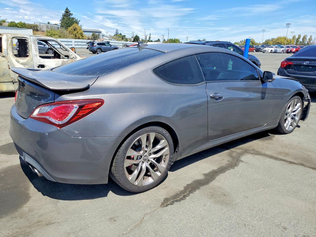 2013 Hyundai Genesis Coupe 3.8 Track - zdjęcie 3