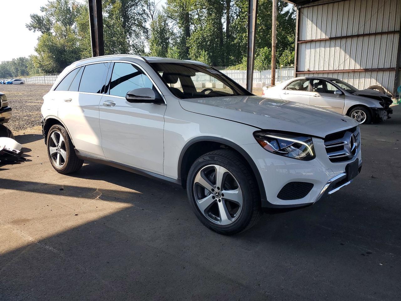 2019 Mercedes-Benz Glc 300 4Matic - zdjęcie 4