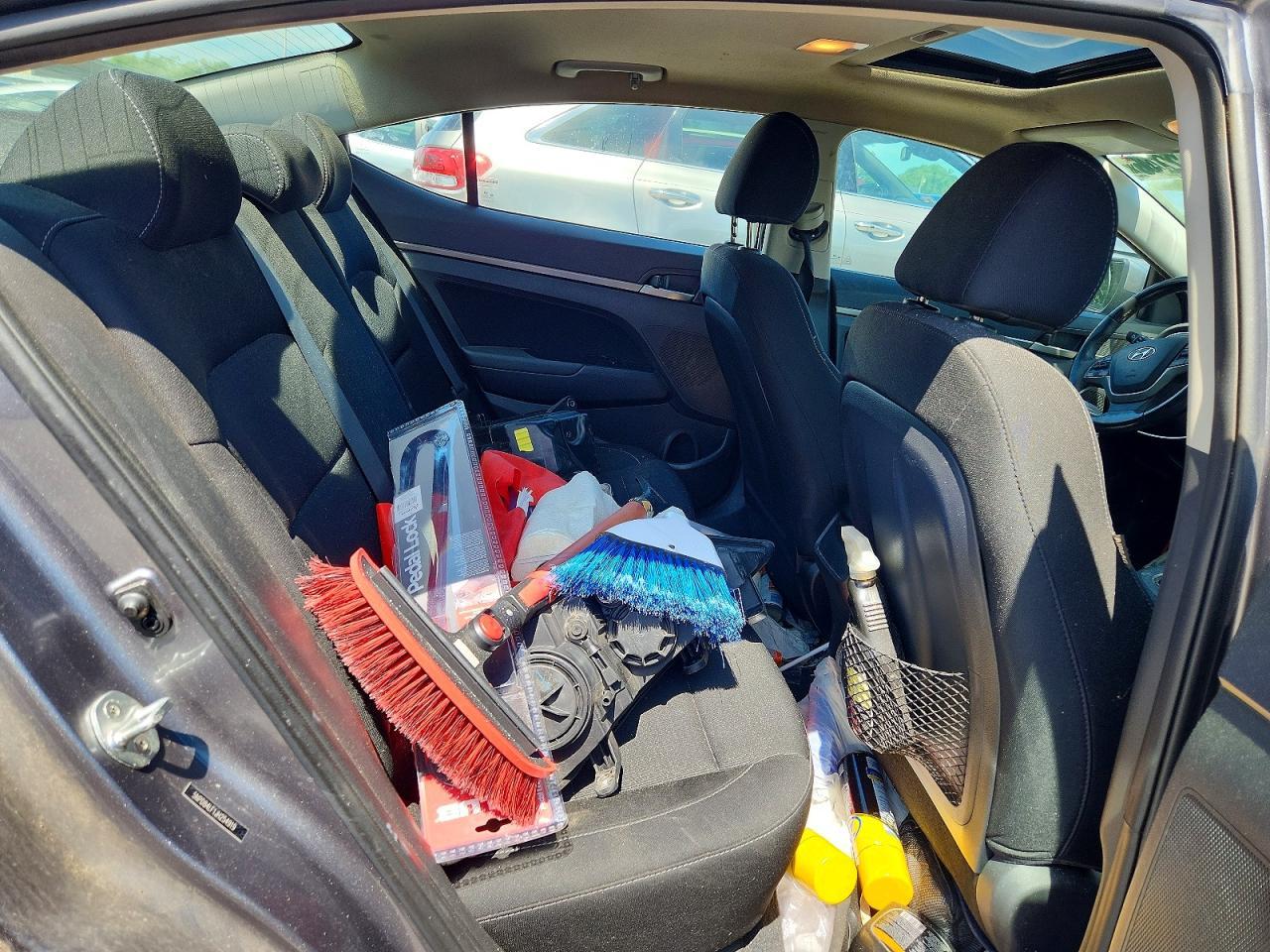 2018 Hyundai Elantra Value Edition - zdjęcie 10