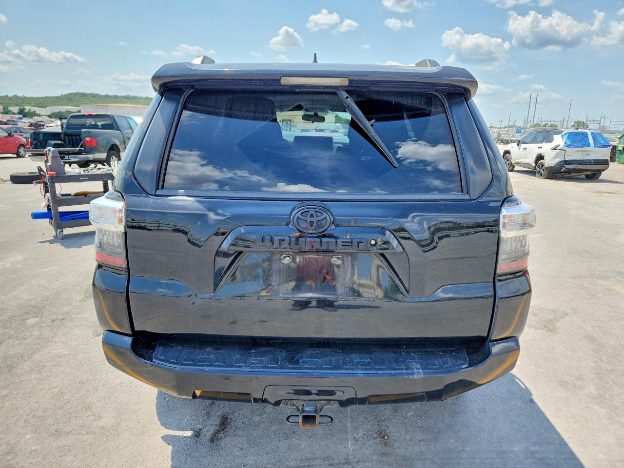 2017 Toyota 4Runner Sr5 - zdjęcie 6