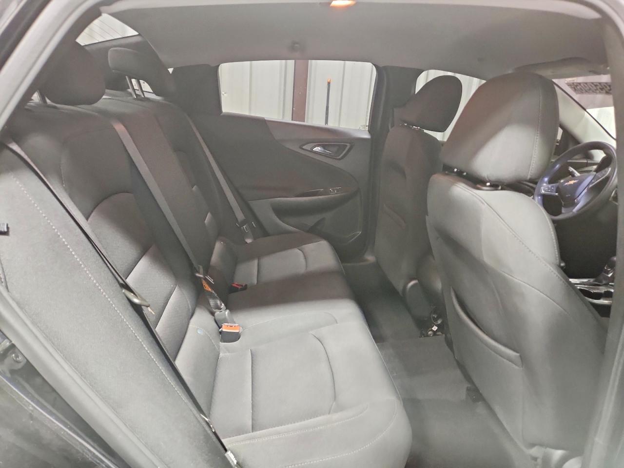 2021 Chevrolet Malibu Ls - zdjęcie 10