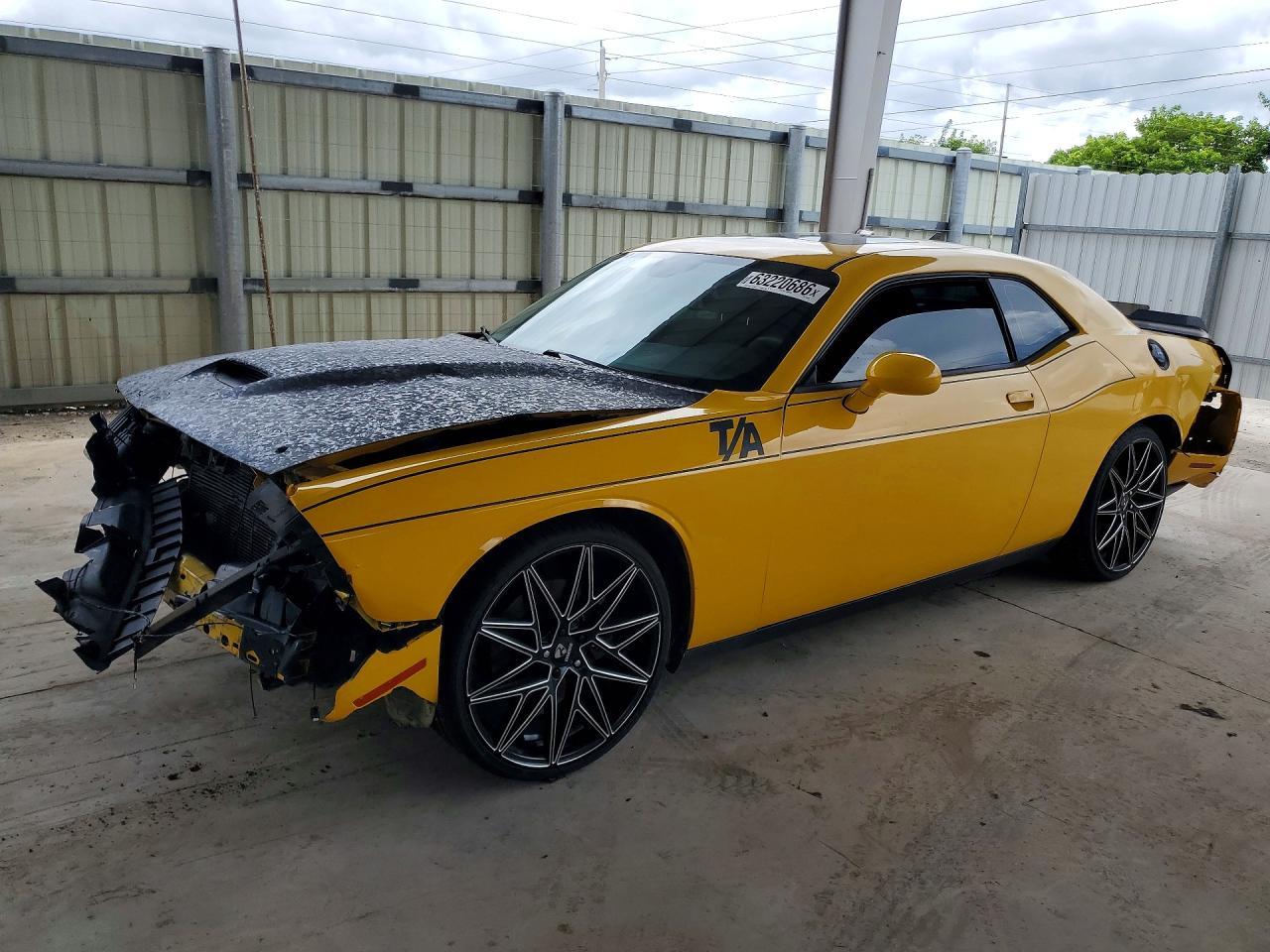 2017 Dodge Challenger R/T - zdjęcie główne