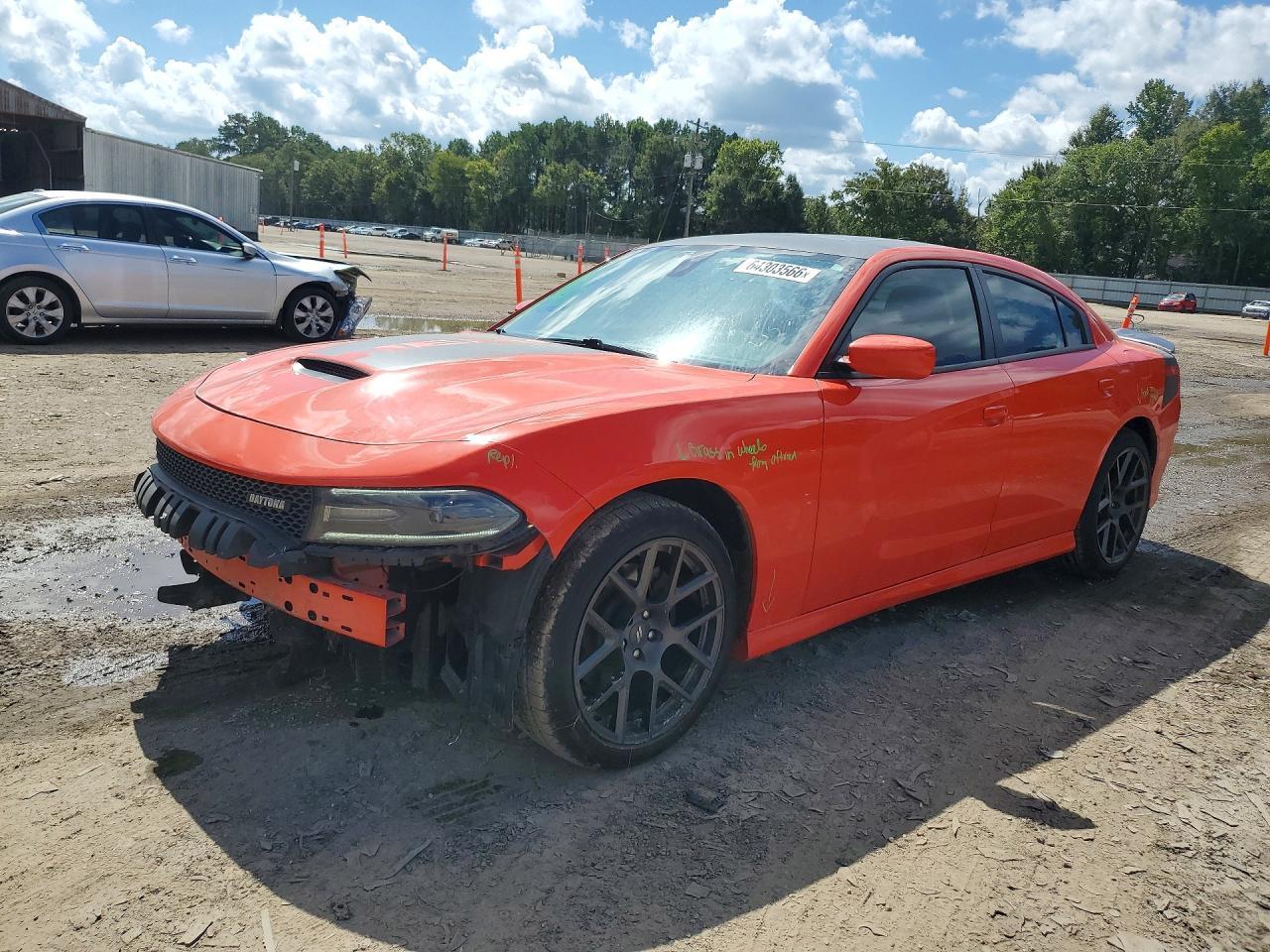 2018 Dodge Charger R/T - zdjęcie główne