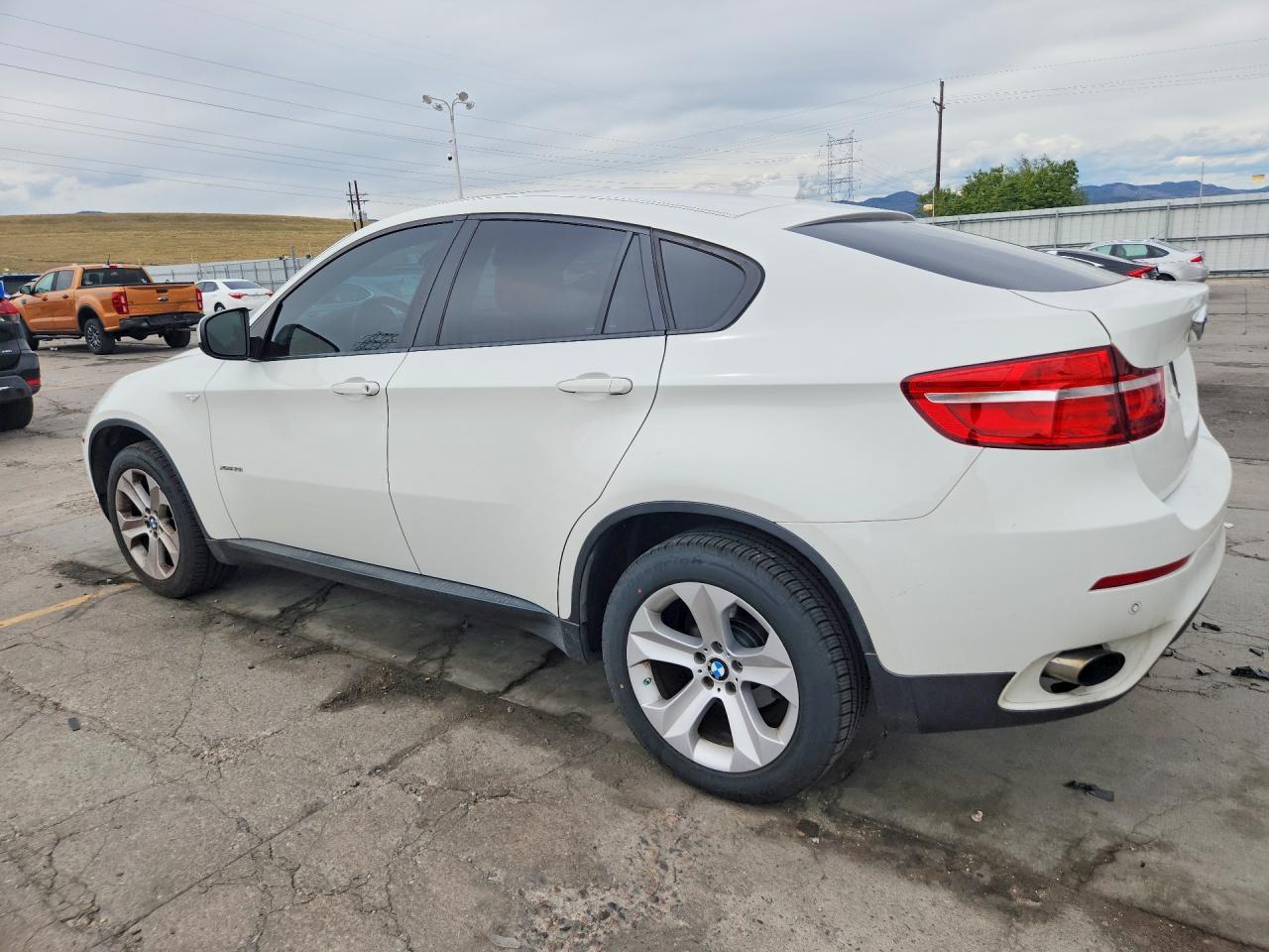 2014 BMW X6 xDrive35I - zdjęcie 2